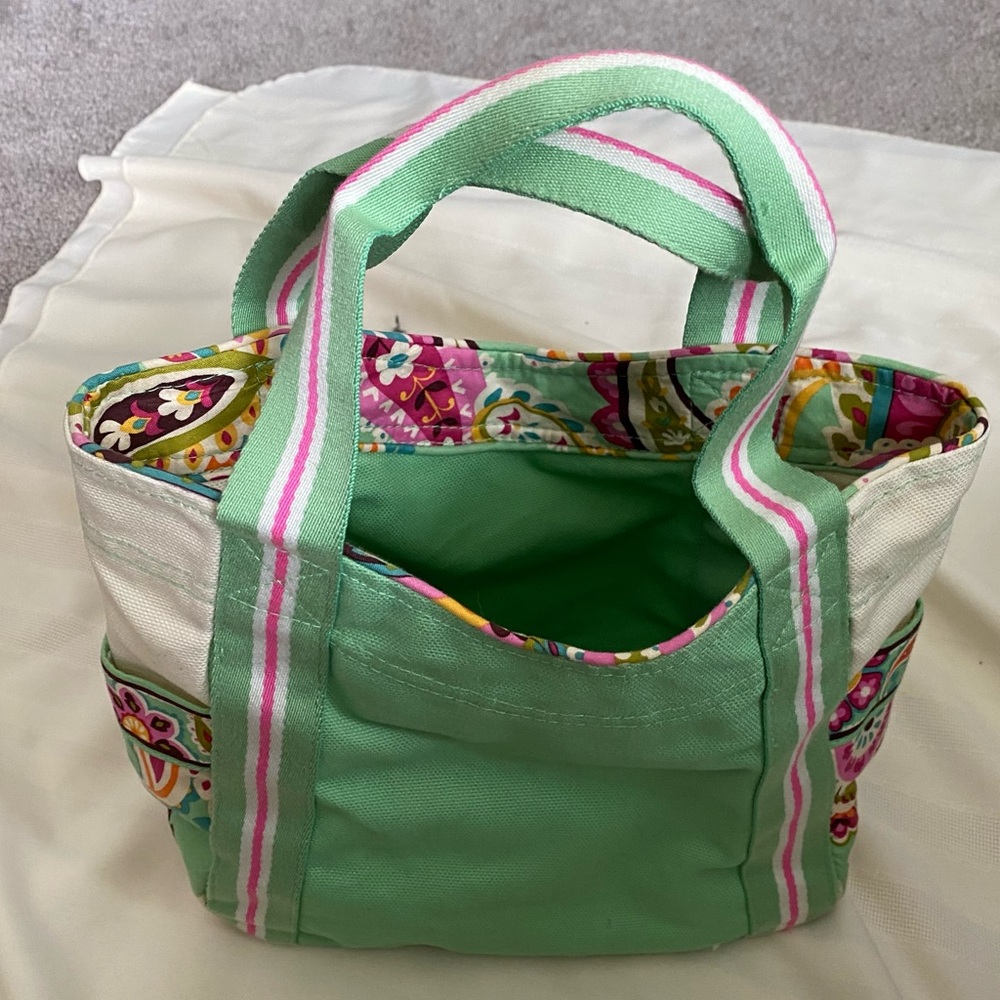 Vera Bradley Green Tutti Fruity Color Block Tote Bag Great condition.